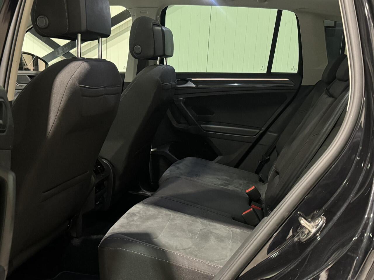 Volkswagen TIGUAN 1.4 TSI eHybrid Elegance Aut. | panorama | virtual-dash | trekhaak | SOH 91% |