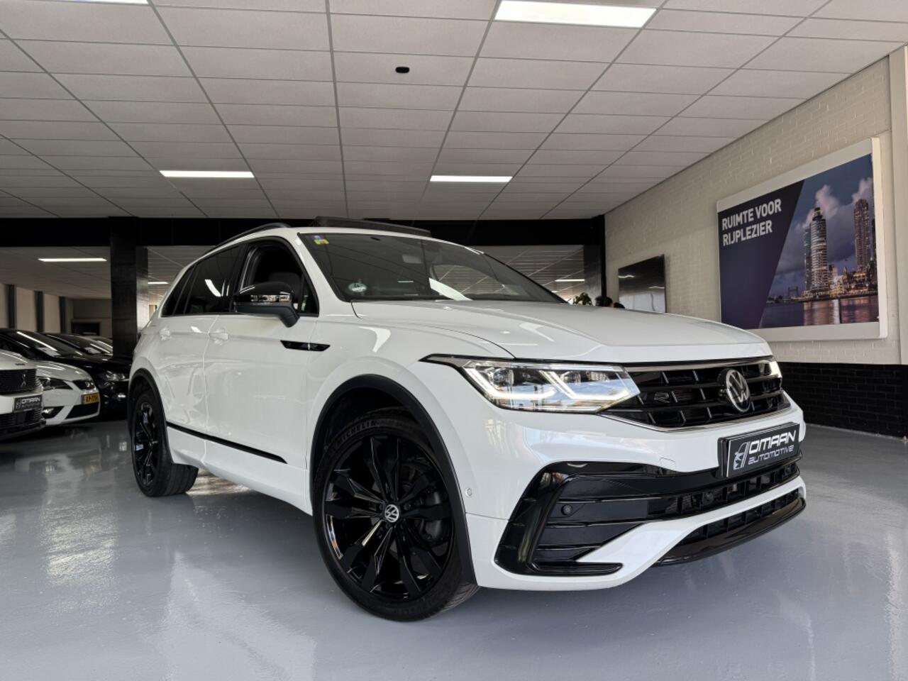 Volkswagen TIGUAN 1.5 TSI R-Line PANO HUD LANE ACC