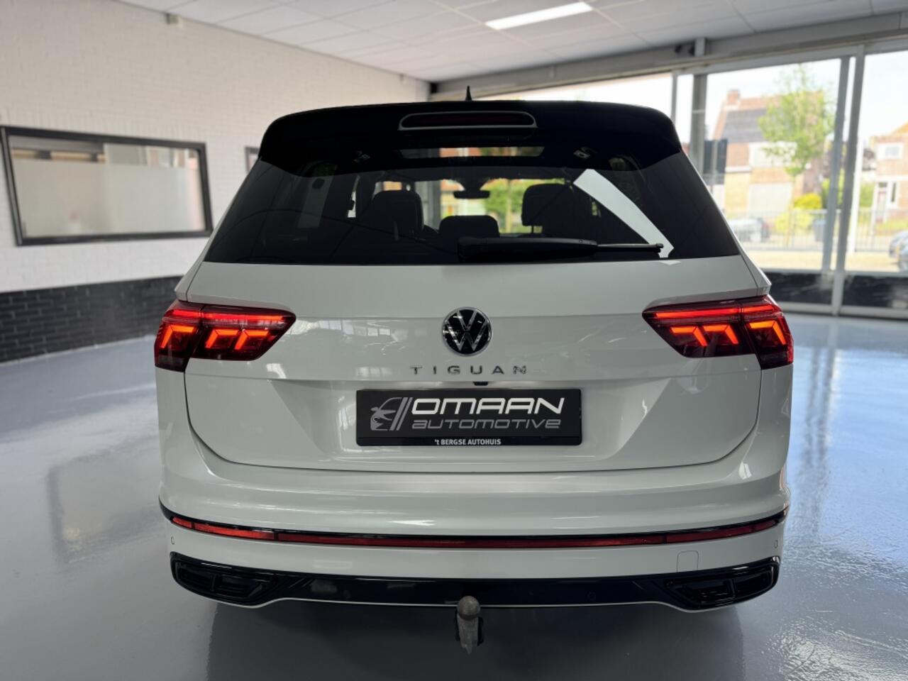 Volkswagen TIGUAN 1.5 TSI R-Line PANO HUD LANE ACC