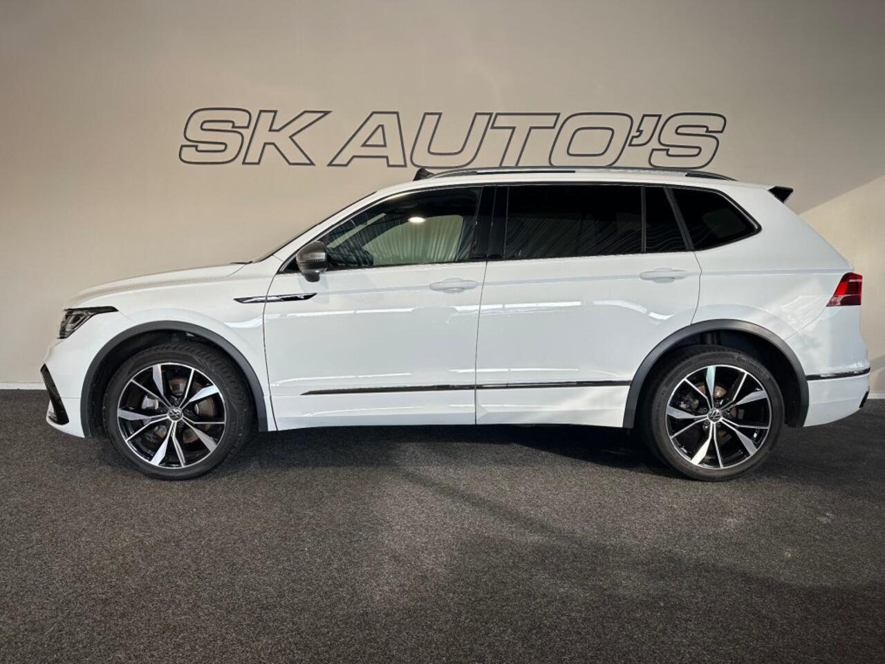 Volkswagen TIGUAN 2.0 TSI 4M. HL BUS R l 7PER l HUD l PANO l IQ LIGHT l CARPLAY l STOELVERW l 190PK l