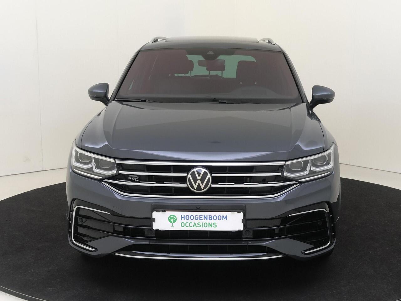 Volkswagen TIGUAN 1.5 TSI R-Line Business+ | Panoramadak | Head-up display | Adaptieve demping | Harman / Kardon audio | 360 camera | Keyless | Parkeerassistent | LED matrix verlichting |