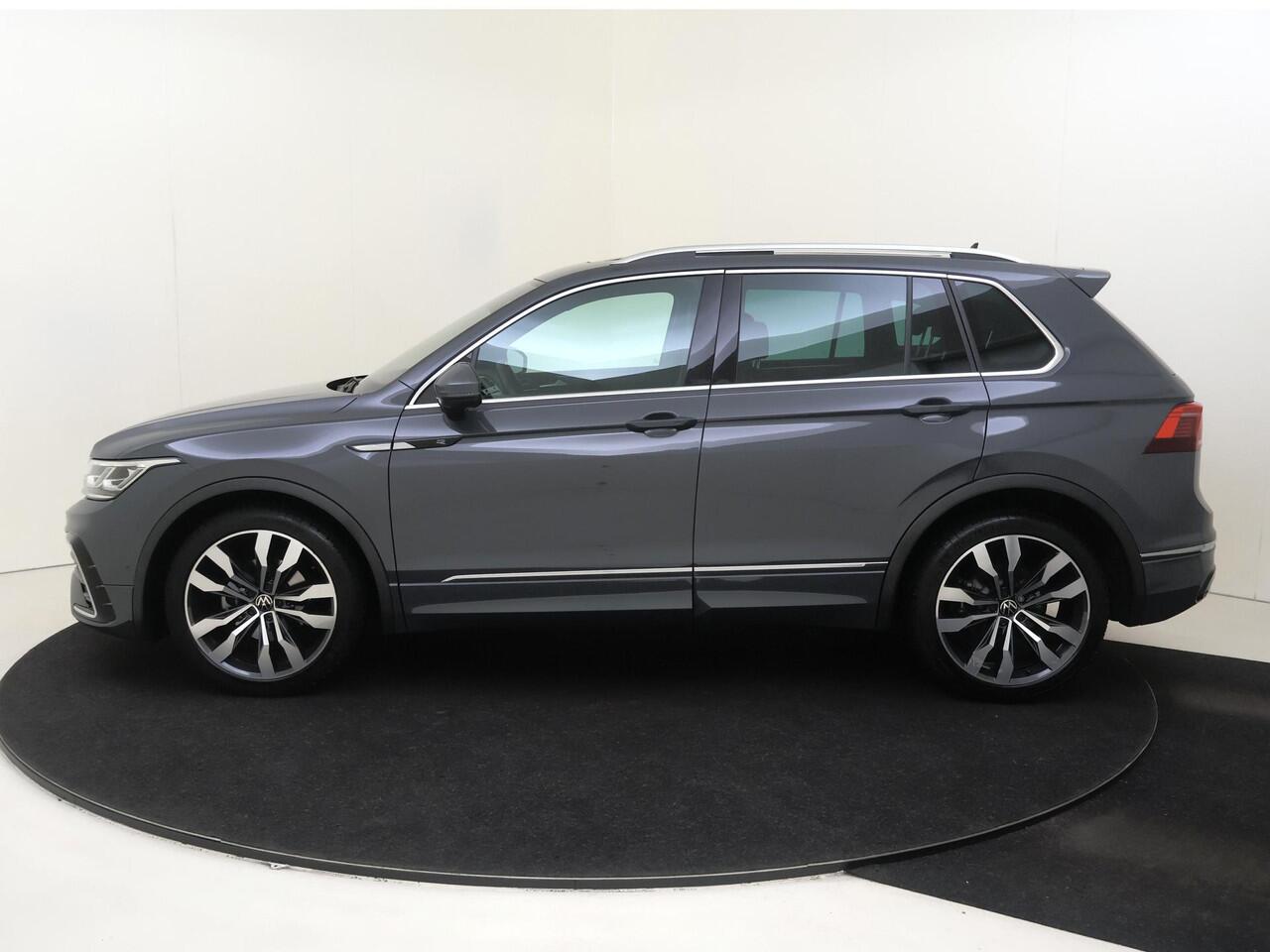 Volkswagen TIGUAN 1.5 TSI R-Line Business+ | Panoramadak | Head-up display | Adaptieve demping | Harman / Kardon audio | 360 camera | Keyless | Parkeerassistent | LED matrix verlichting |