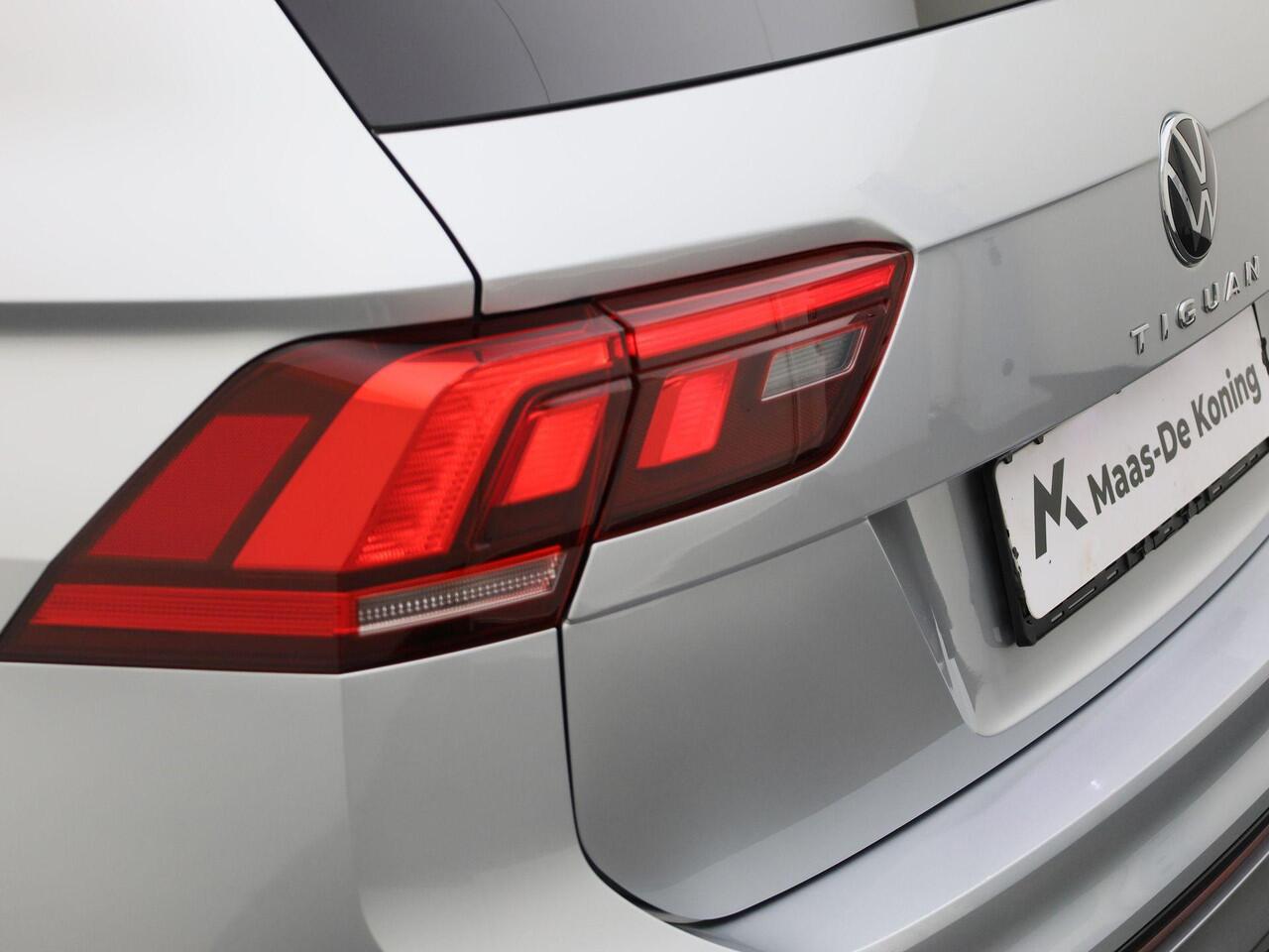 Volkswagen TIGUAN 1.5TSI/150PK R Line Black Style DSG · Panoramadak · Trekhaak · Apple/Android Car Play · Stoelverwarming ·