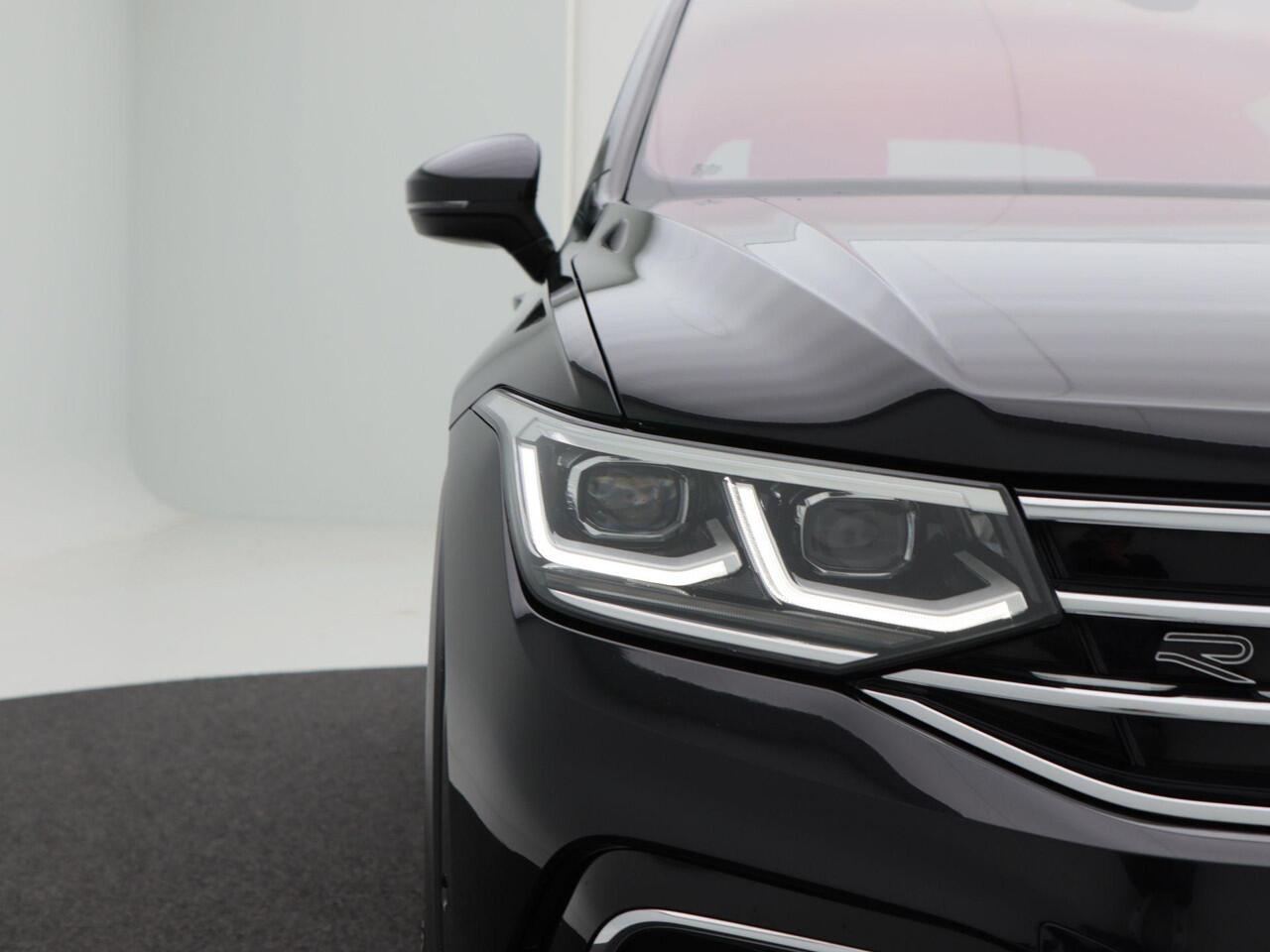 Volkswagen TIGUAN 1.5 TSi 150 Pk Automaat R-Line Business+ | Adaptive Cruise | Stoelverwarming | Full LED | Navigatie | 19 Inch | 67.903 Km!!