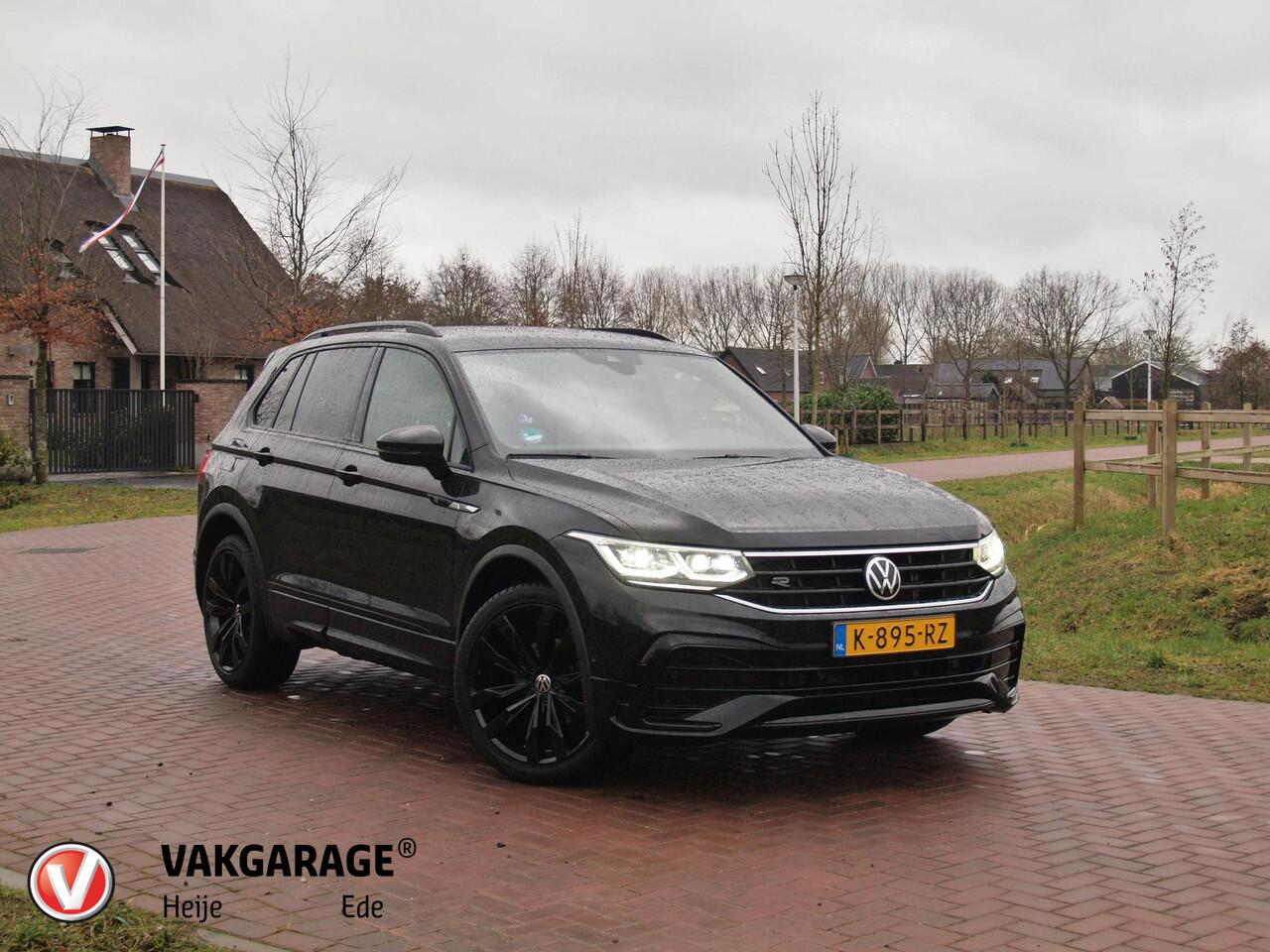 Volkswagen TIGUAN 1.5 TSI R-Line Business+ | Black Style | Sfeerverlichting | Leer | Virtual Cockpit | Apple Carplay | NL-Auto |