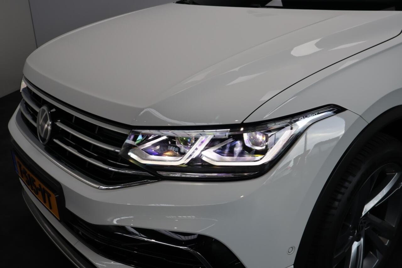 Volkswagen TIGUAN 1.4 TSI eHybrid R Business+ | Panoramdak | Trekhaak | Head Up