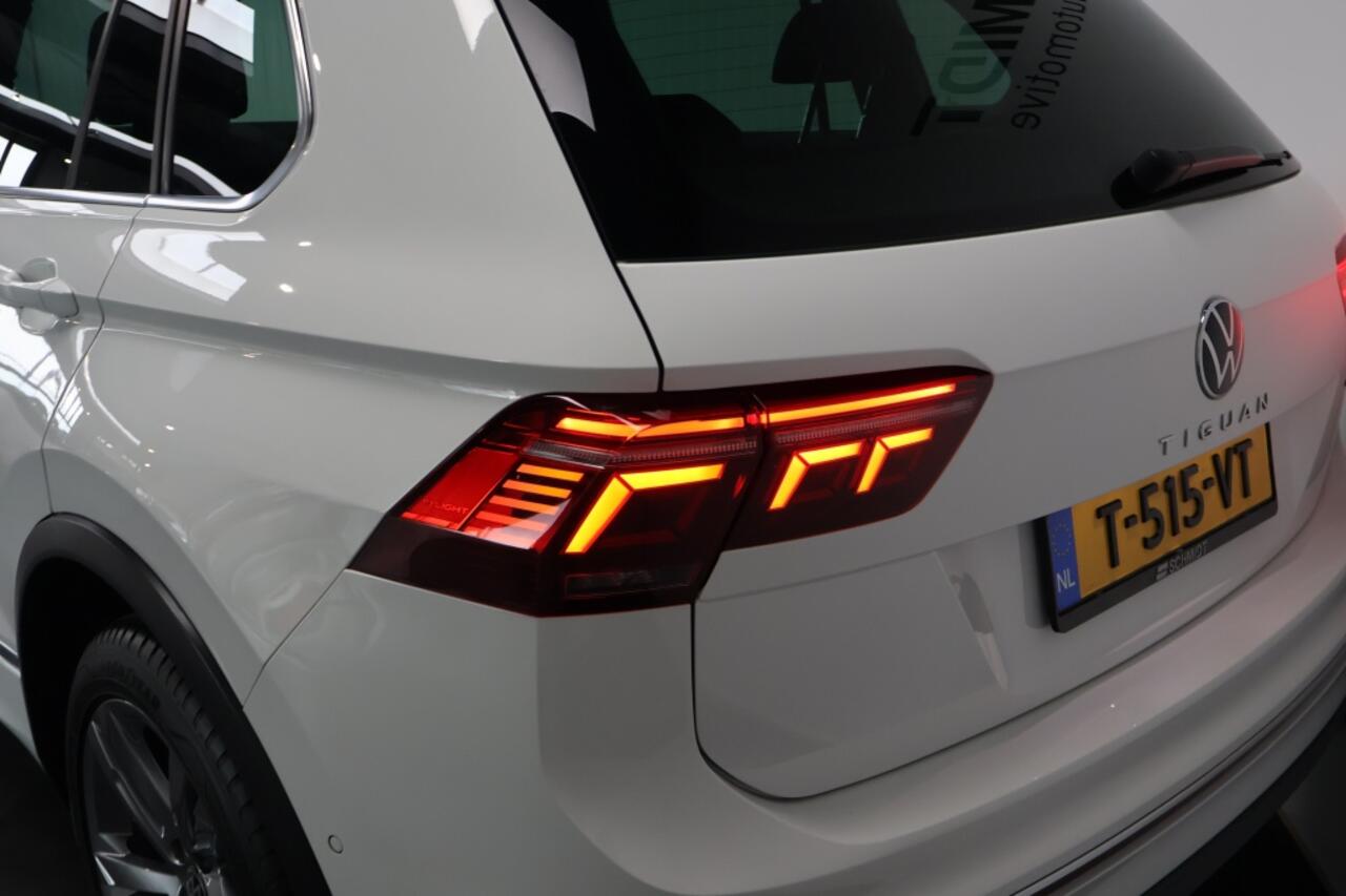 Volkswagen TIGUAN 1.4 TSI eHybrid R Business+ | Panoramdak | Trekhaak | Head Up