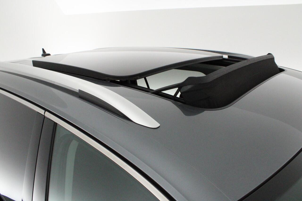 Volkswagen TIGUAN Allspace 1.5 TSI 150pk DSG Elegance Panoramadak Virtual cockpit Camera Navigatie ACC Clima