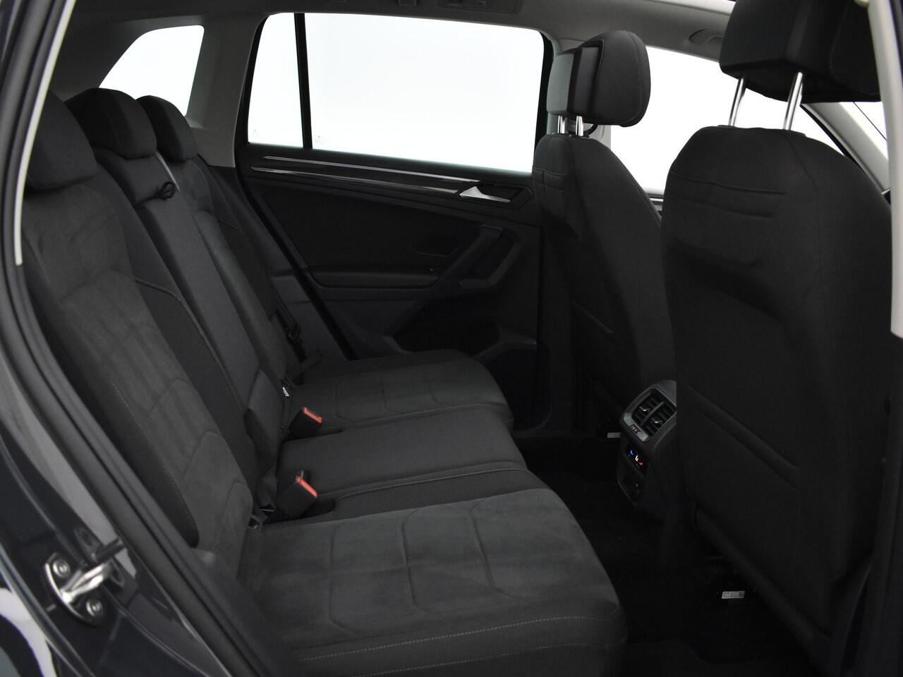 Volkswagen TIGUAN 1.4 Tsi 245pk DSG eHybrid Elegance · Panoramadak · Camera · Apple/Android Car Play · Elek. Trekhaak · Elek. Achterklep · 18'' Inch ·