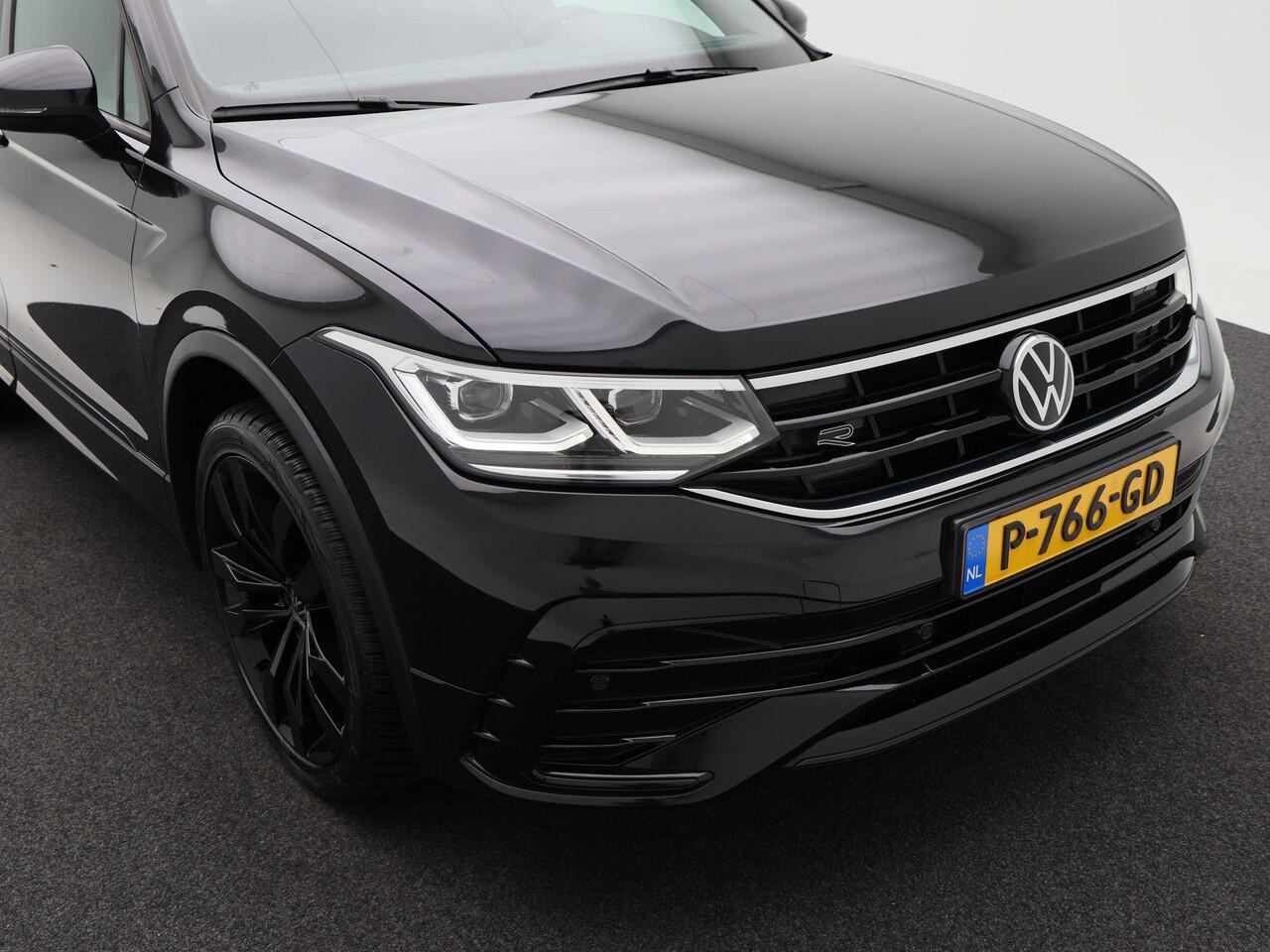 Volkswagen TIGUAN 1.4 TSi 245 Pk Automaat eHybrid R-Line Business+ | Black Style | Matrix LED | Elektrische Achterklep | Camera | Adaptive Cruise | Sensoren | 20 Inch