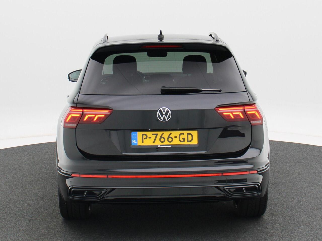 Volkswagen TIGUAN 1.4 TSi 245 Pk Automaat eHybrid R-Line Business+ | Black Style | Matrix LED | Elektrische Achterklep | Camera | Adaptive Cruise | Sensoren | 20 Inch