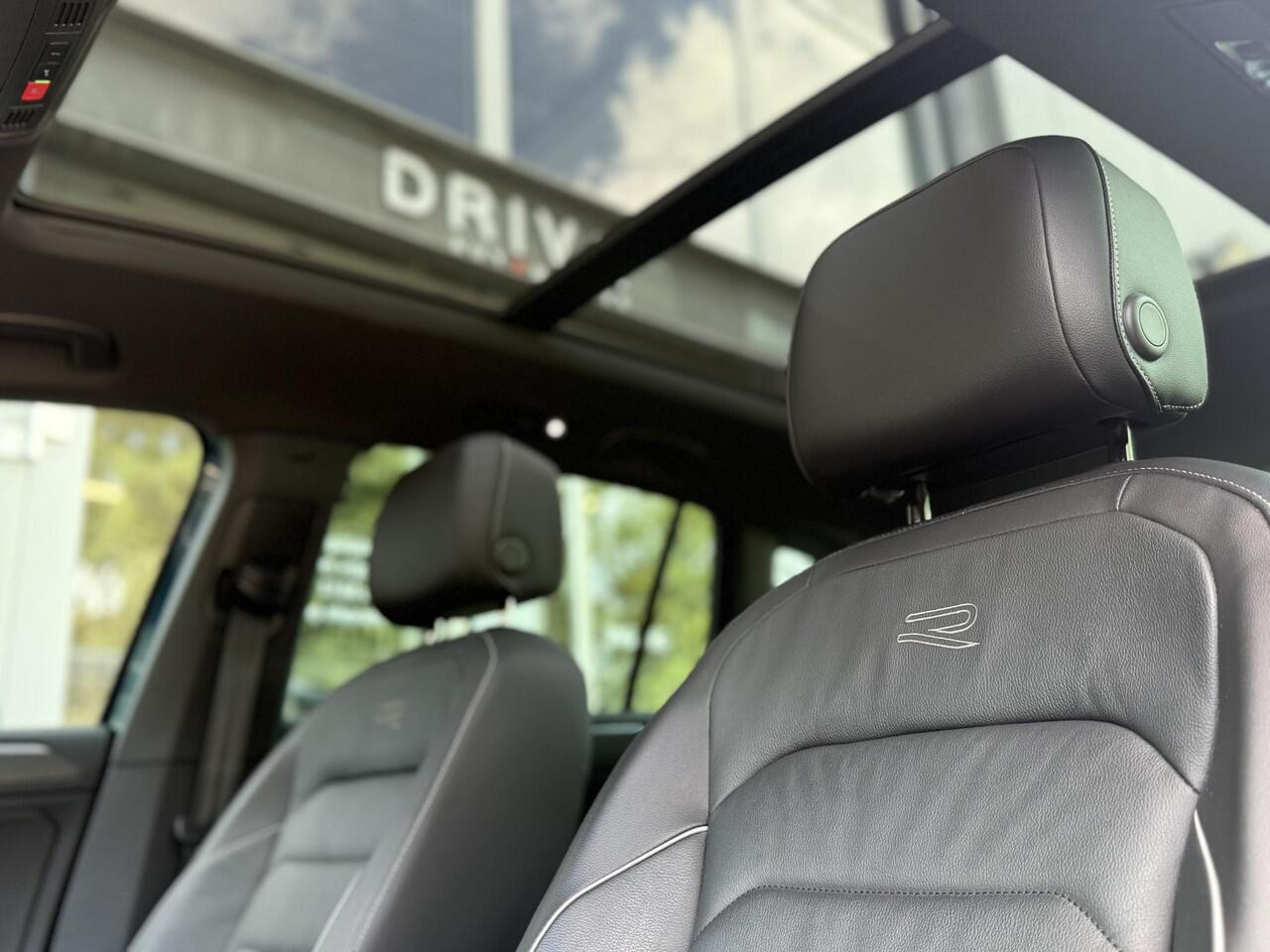 Volkswagen TIGUAN 1.4 TSI eHybrid R-Line Business+ SOH94%|Pano|Leer|Memory|360Cam|Trekhaak