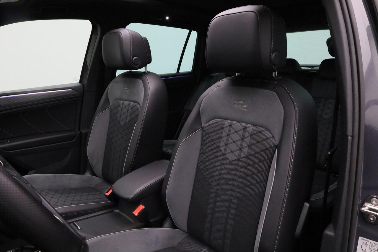 Volkswagen TIGUAN 1.5 TSI 150 pk DSG R-Line Business+ | Panoramadak | IQ Light | Achteruitrijcamera | Navigatie | Adaptive Cruise | Keyless Entry