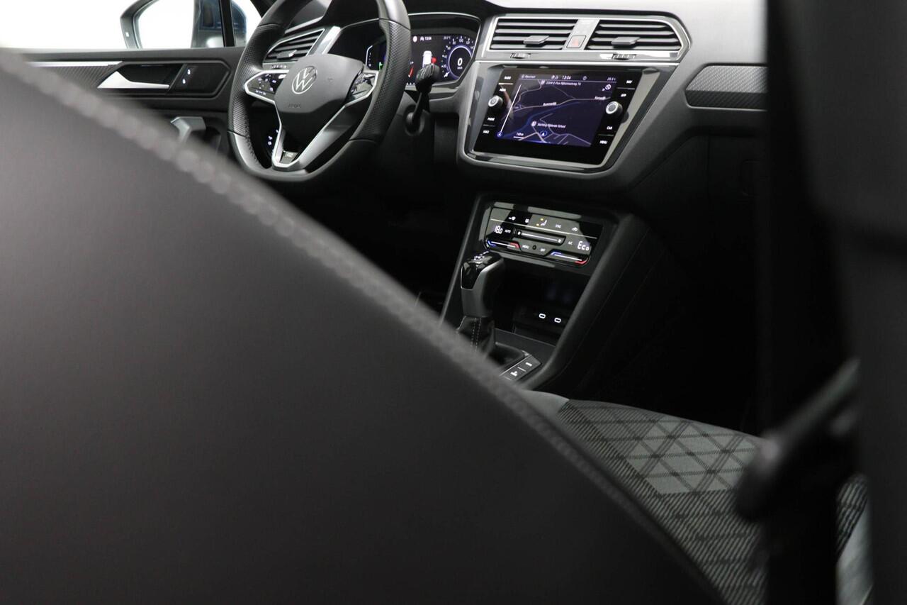 Volkswagen TIGUAN 1.4 TSI eHybrid R-Line Business+ | PANORAMADAK | MATIRX LED | APPLE | CAMERA