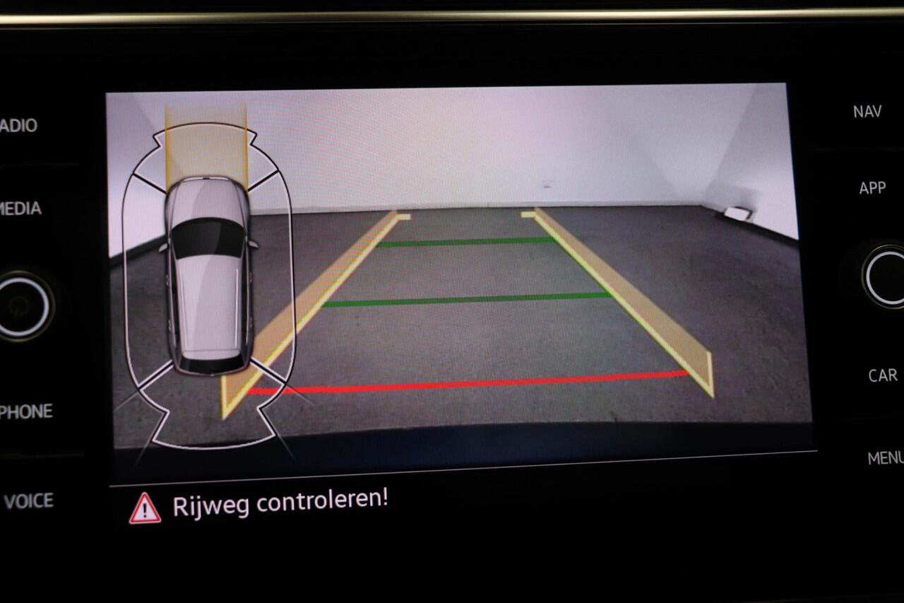Volkswagen TIGUAN 1.4 TSI eHybrid R-Line Business+ | PANORAMADAK | MATIRX LED | APPLE | CAMERA