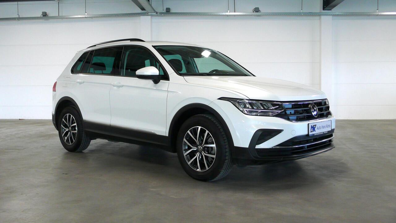Volkswagen TIGUAN 1.5 TSI Life | Ergo seats | Trekhaak | 1e eigenaar