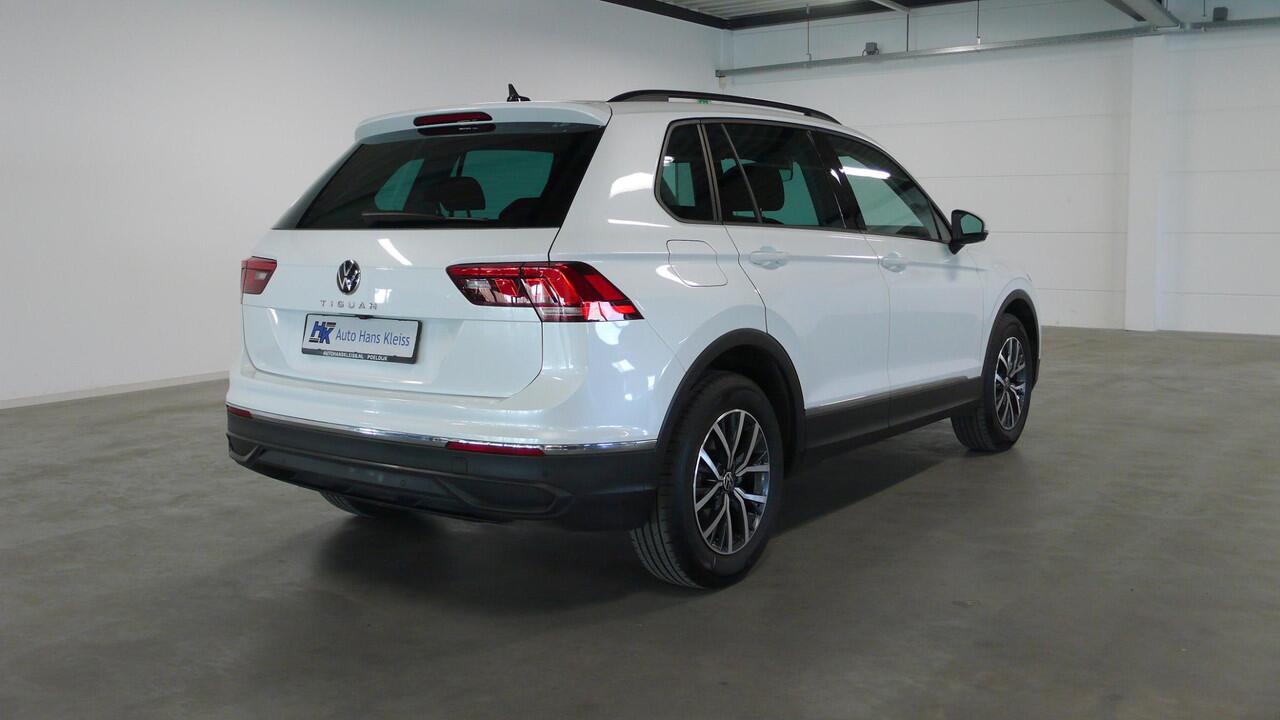 Volkswagen TIGUAN 1.5 TSI Life | Ergo seats | Trekhaak | 1e eigenaar