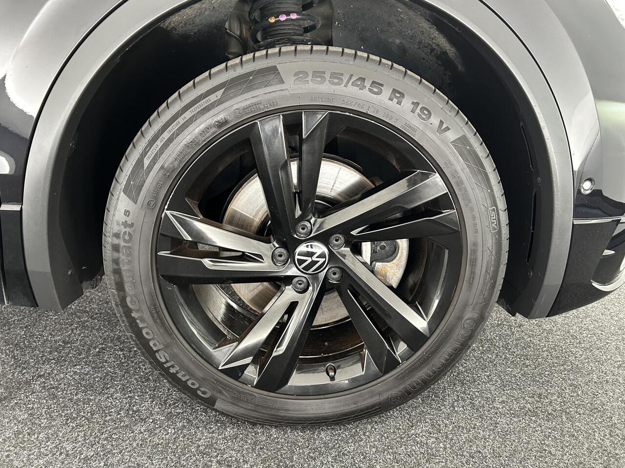 Volkswagen TIGUAN 1.4 TSI 245pk eHybrid R-Line Business+ Black Style Leder Memory 360Camera Panoramadak Keyless Stoelverwarming Virtual Cockpit Navigatie