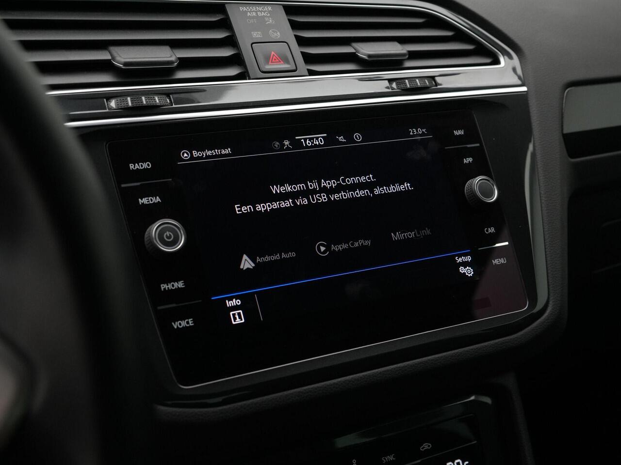 Volkswagen TIGUAN 1.4 TSI 245 pk DSG eHybrid Elegance | IQ Light | Achteruitrijcamera | Navigatie | Adaptive Cruise