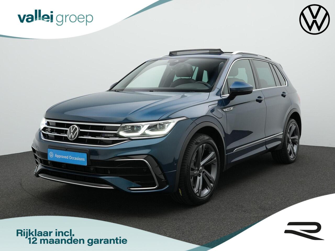 Volkswagen TIGUAN 1.4 TSI eHybrid R-Line Business+ | Panoramadak | IQ Light | Trekhaak | Lederen bekleding 'Vienna' | Rondomzicht camera | Park Assist | Side Assist | 19 inch