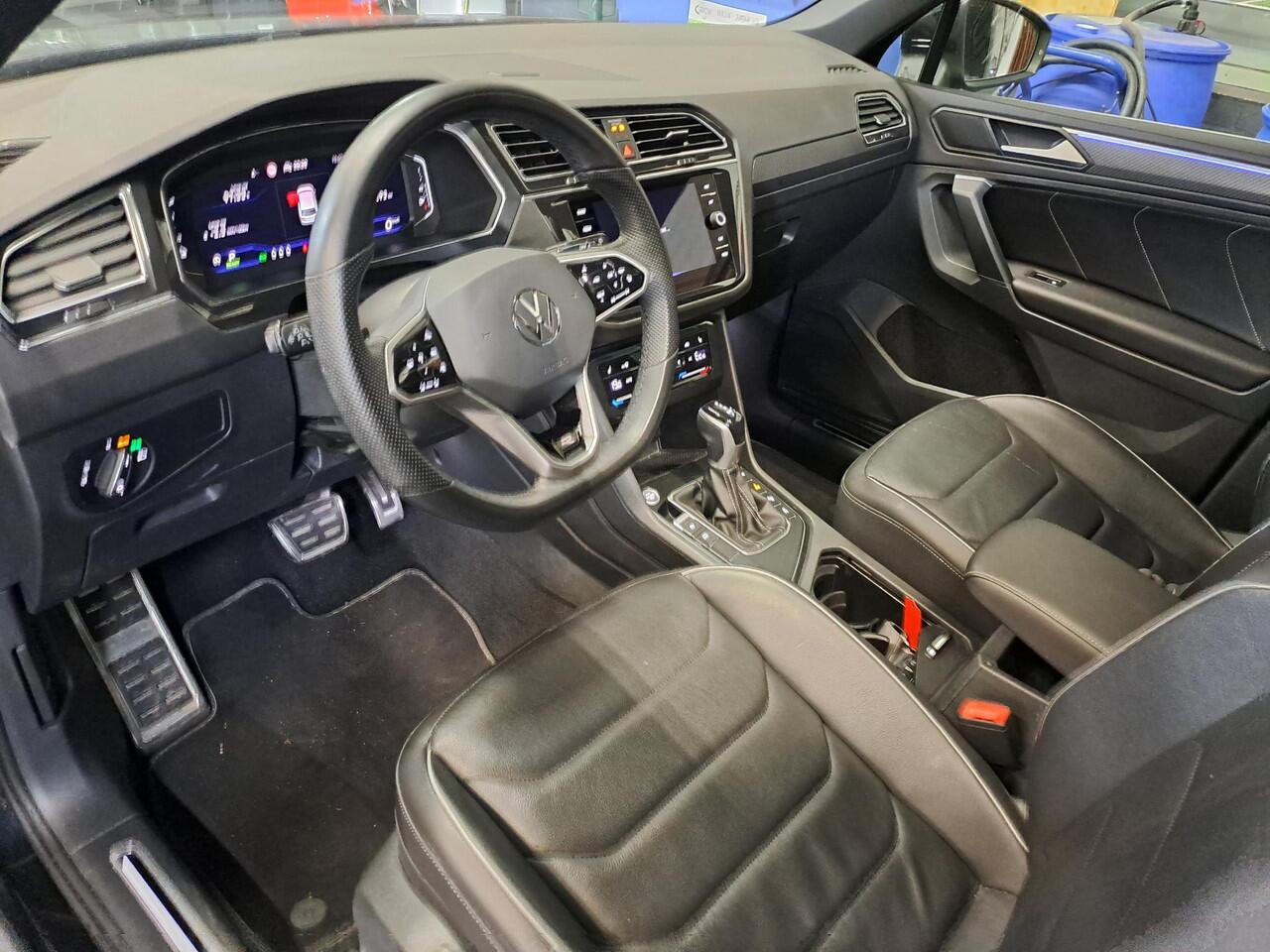 Volkswagen TIGUAN 1.4 TSI eHybrid 2x R-Line, Panoramadak, IQ-Light, Volleder, Memory, ACC