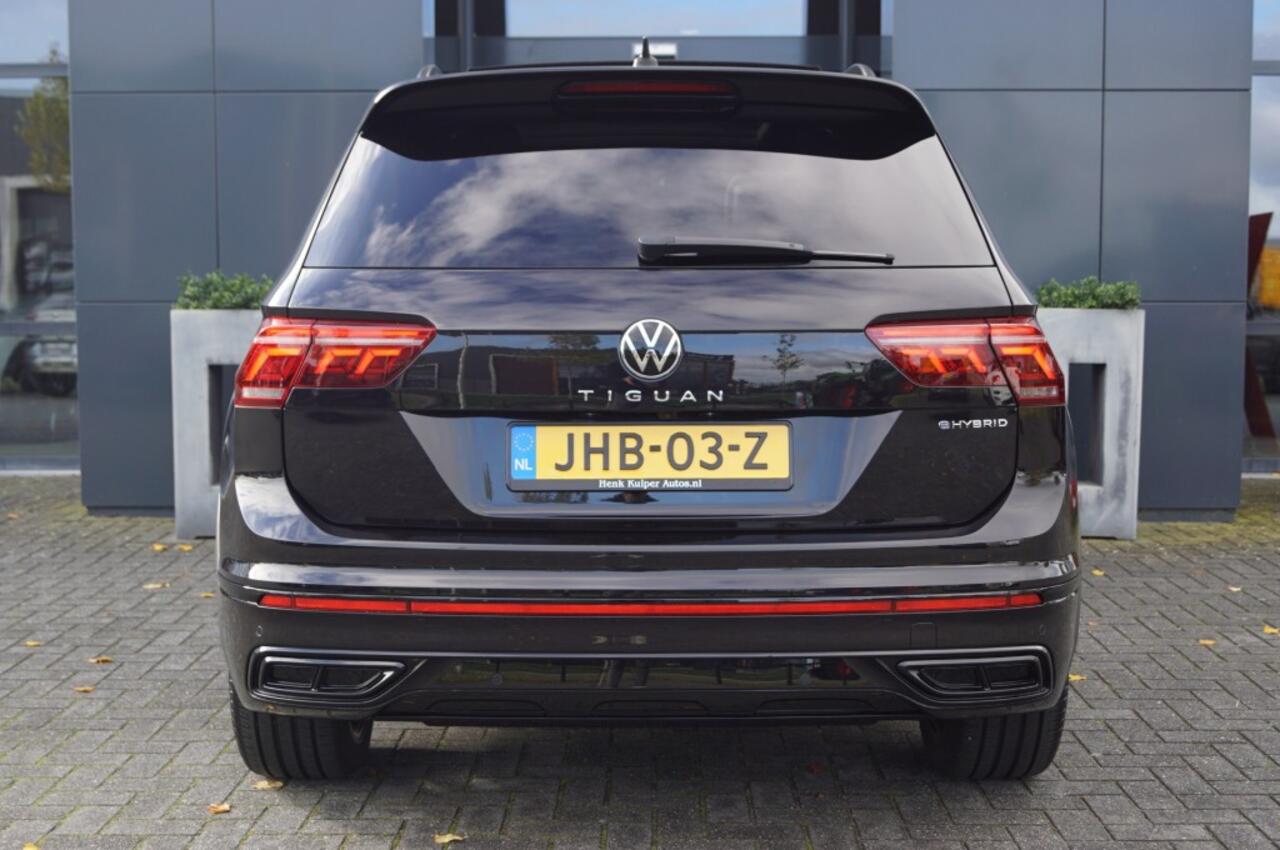 Volkswagen TIGUAN 1.4 e-Hybrid R-Line Black style 245pk/ Panodak /DCC / ACC /Navi Pro /Head-up/ 360 gr. Camera / AppConnect/ 20 inch LM
