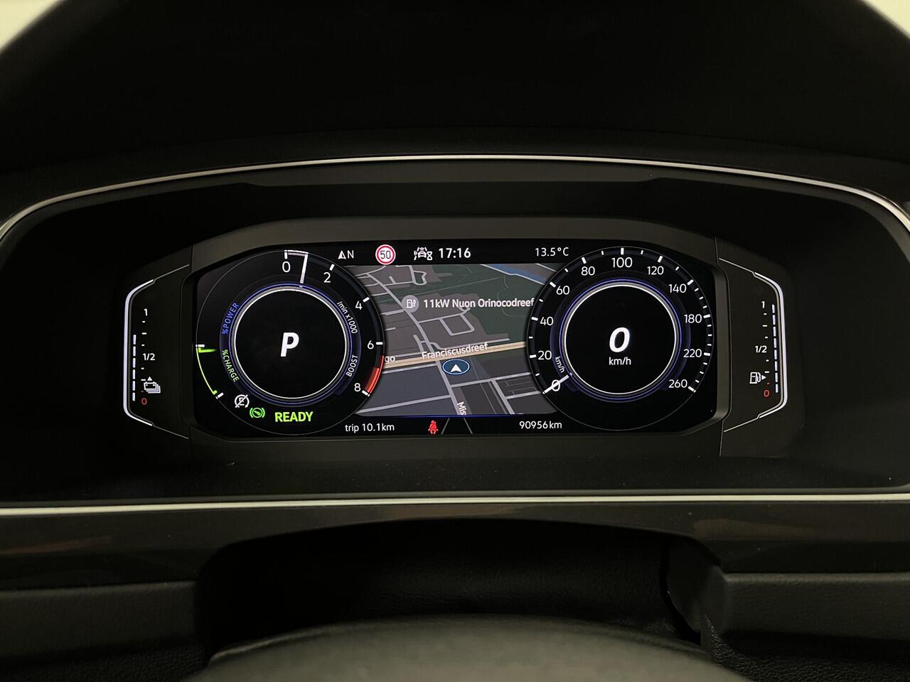 Volkswagen TIGUAN 1.4 TSI eHybrid Elegance Exclusive | LEDER | PANORAMADAK | IQ LIGHT | 360º CAMERA |