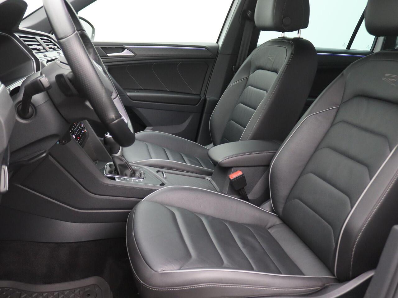 Volkswagen TIGUAN 1.4 TSI eHybrid R-Line Business+ 245PK DSG SOH 88%, Volleder, Memorystoel, Trekhaak, Stoel-Stuurverwarming, Achteruitrijcamera,