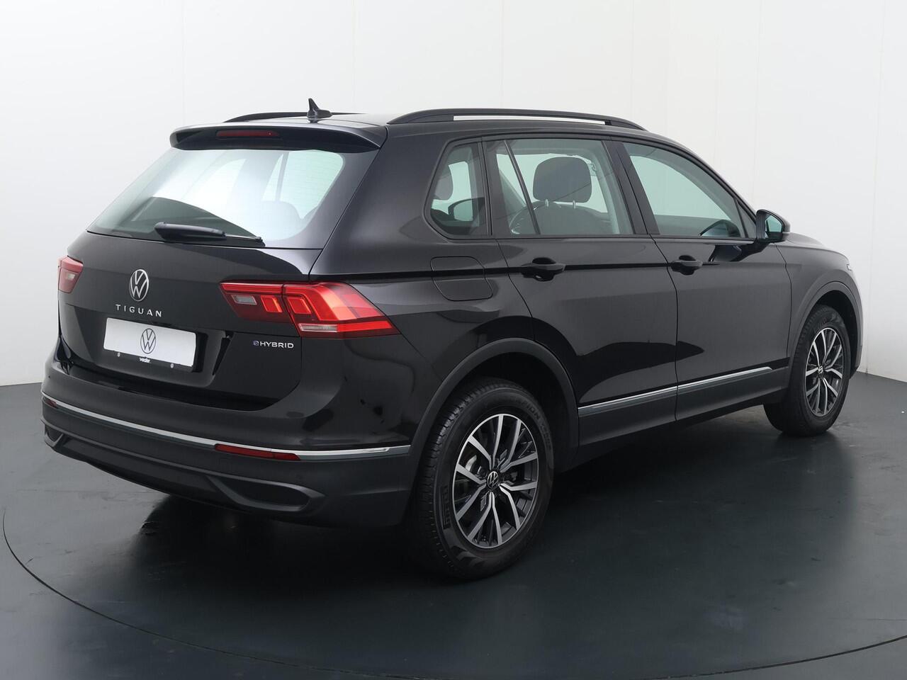 Volkswagen TIGUAN 1.4 TSI eHybrid Life | 245 PK | SoH 86% | Automaat | Climate Control | Adpative cruise control | Apple Carplay/Android Auto |