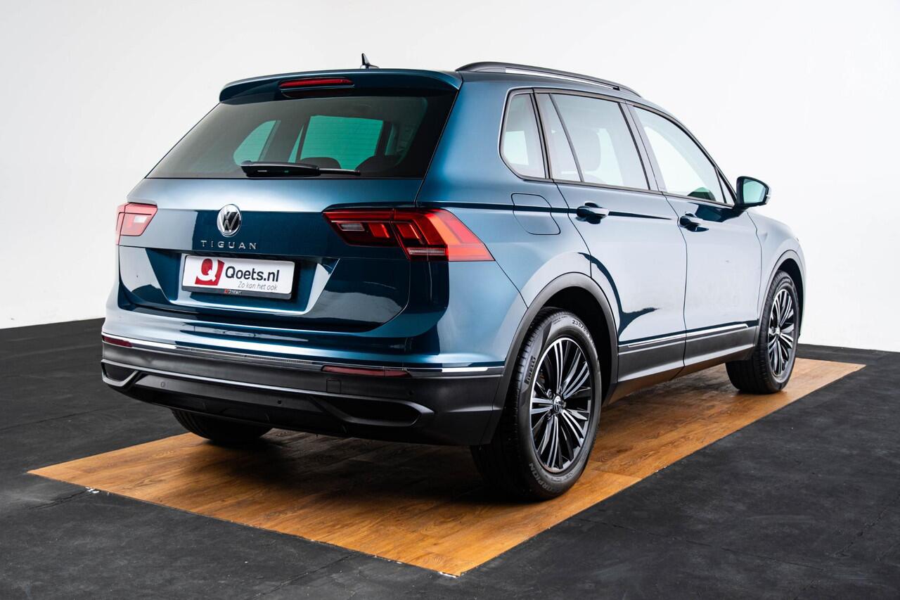 Volkswagen TIGUAN 2.0 TDI Life Business Matrix-LED-koplamp - Parkeersensoren - Rijassistent-systeem - Beglazing achter verduisterd - Buitenspiegel electr. inklapbaar - Airconditioning - Audio-navigatiesysteem -