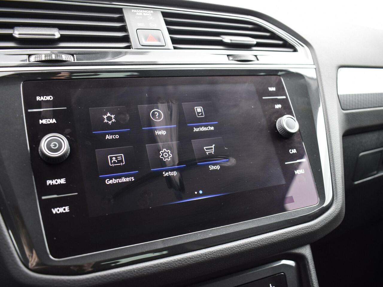 Volkswagen TIGUAN 1.5 TSI 150pk DSG Life Business · Apple/Android Car Play · P-Sensoren · Stoel&Stuurverwarming · Navigatie · 18'' Inch ·