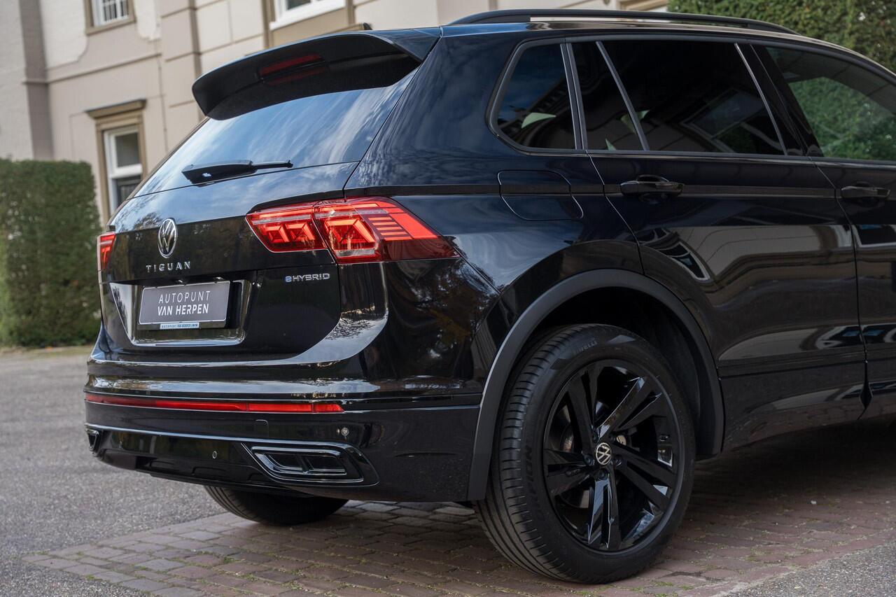 Volkswagen TIGUAN 1.4 TSI eHybrid R-Line Business+ CAMERA | IQ LIGHT | CARPLAY | WINTER PACK