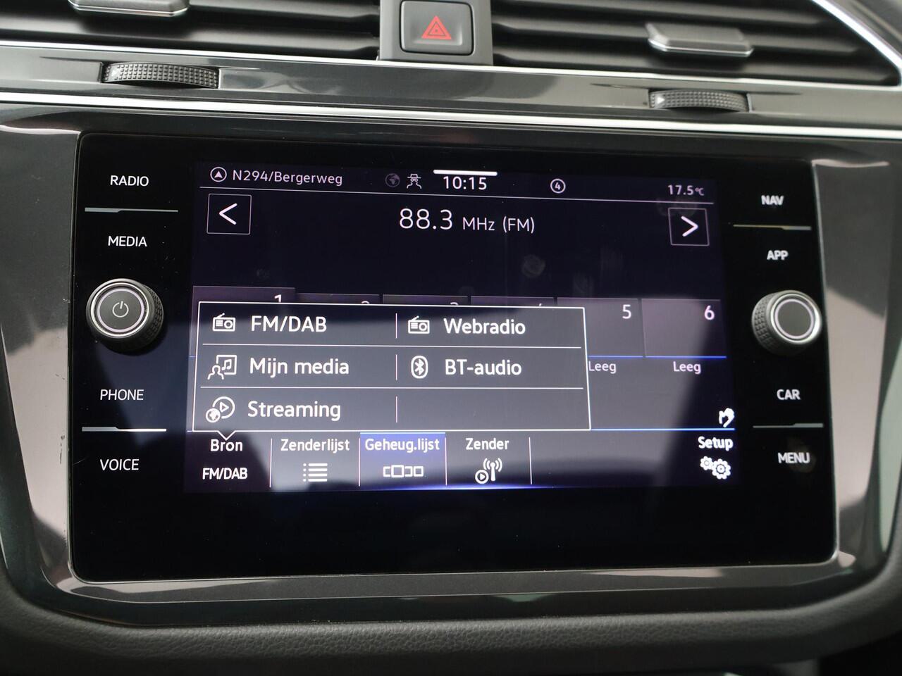 Volkswagen TIGUAN 1.4 TSI eHybrid Elegance | 245 PK | Panoramadak | Area view | Adaptive cruise control |