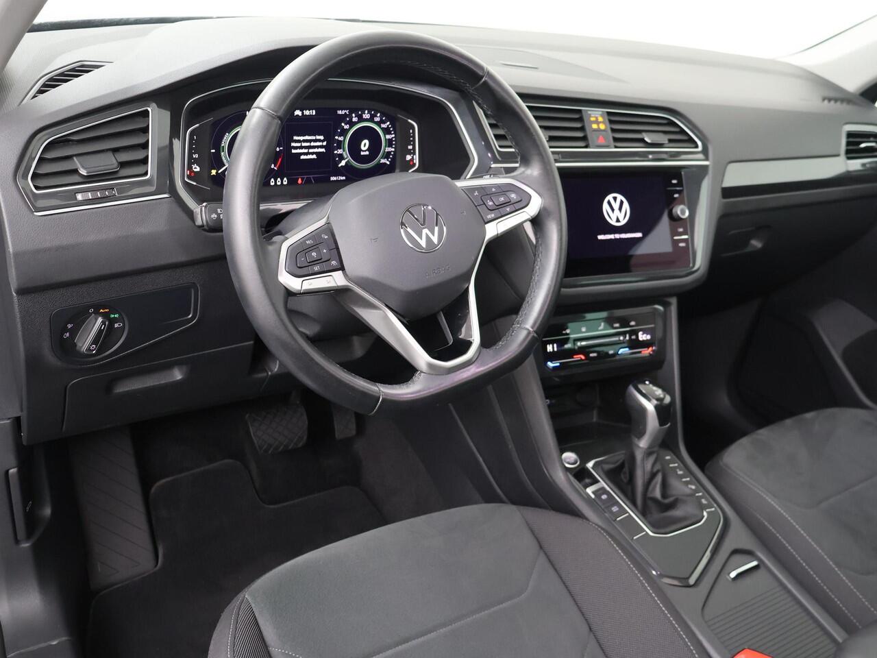 Volkswagen TIGUAN 1.4 TSI eHybrid Elegance | 245 PK | Panoramadak | Area view | Adaptive cruise control |