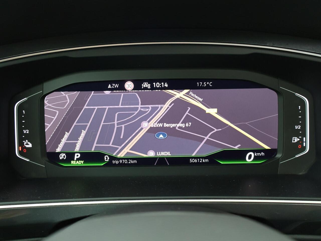 Volkswagen TIGUAN 1.4 TSI eHybrid Elegance | 245 PK | Panoramadak | Area view | Adaptive cruise control |