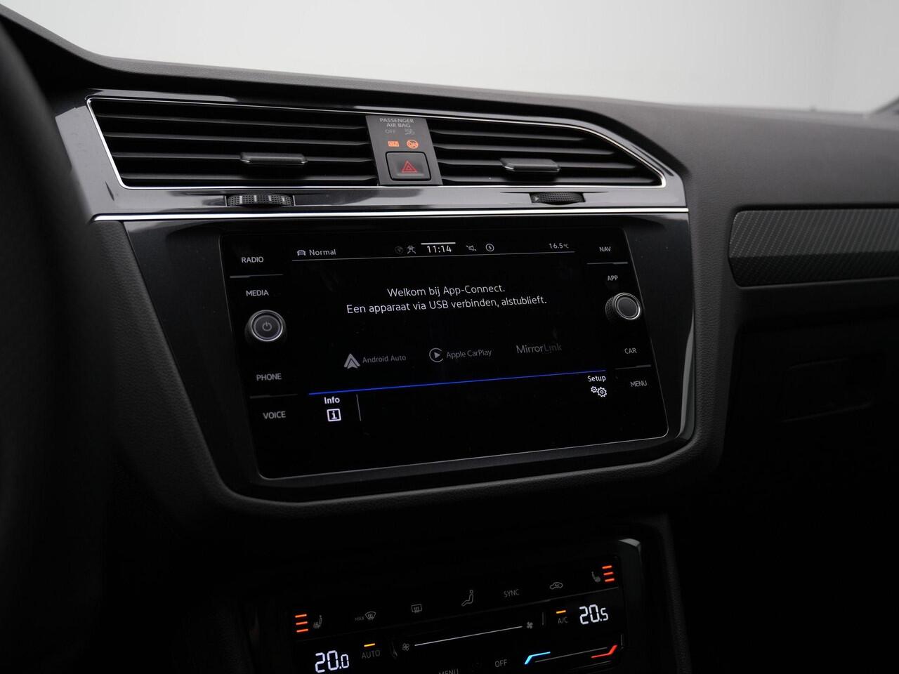 Volkswagen TIGUAN 1.4 TSI eHybrid 245 pk DSG R-Line Business+ | Panoramadak | Leder | Geheugenstoelen | Adaptief onderstel | Rondomzicht camera | IQ Light