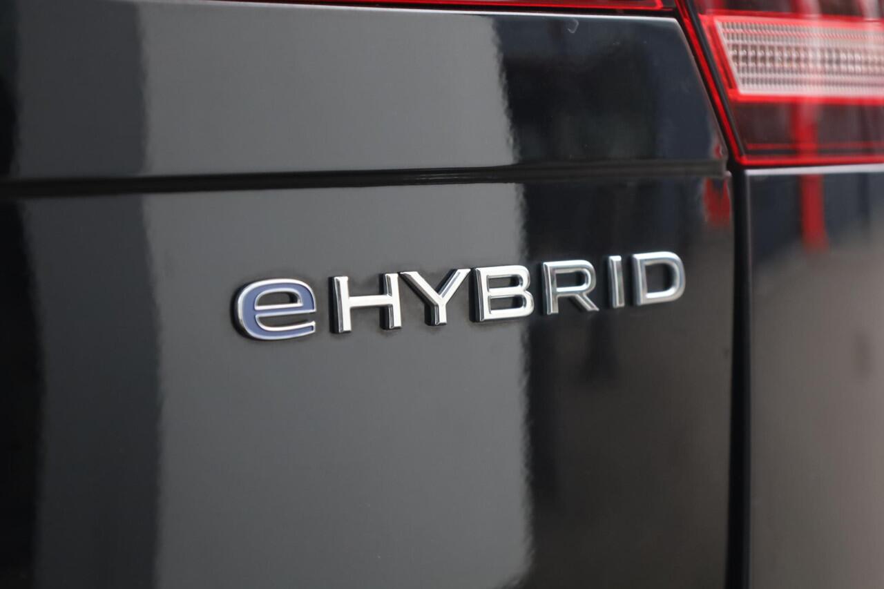 Volkswagen TIGUAN 1.4 TSI eHybrid Active 245PK / 180kW DSG, Wegklapbare trekhaak, achteruitrijcamera (rear view), elektrische achterklep (easy open en close), 18" 'Nizza' LMV, LED Matrix (IQ.Lights), alarm klasse III, keyless start & entry, rondomzicht camera (area view), 