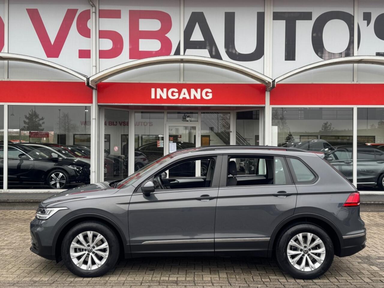 Volkswagen TIGUAN 1.5 TSI ACT. 150PK NW.MODEL LED NAVI CARPLAY AIRCO LMV PDC