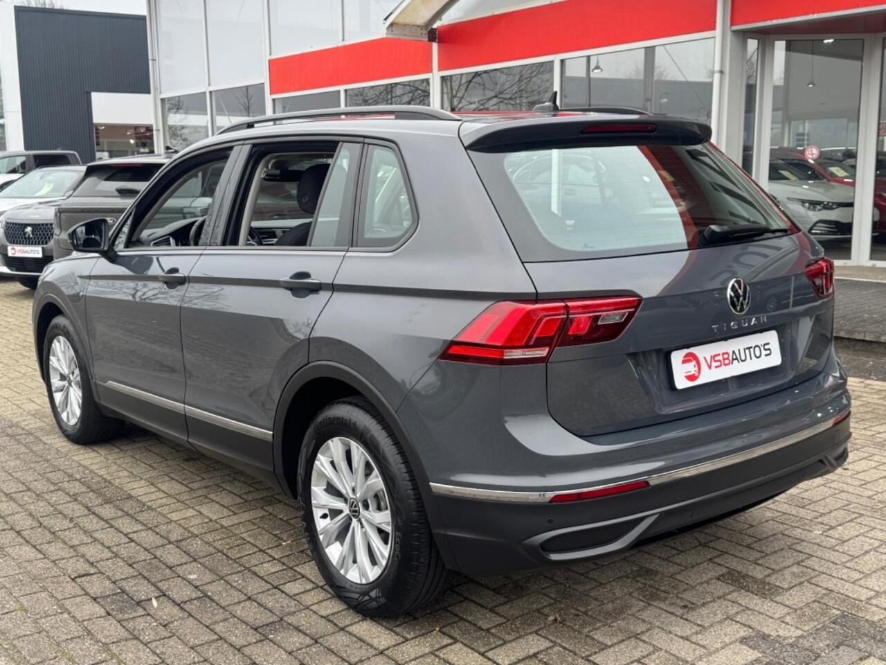 Volkswagen TIGUAN 1.5 TSI ACT. 150PK NW.MODEL LED NAVI CARPLAY AIRCO LMV PDC