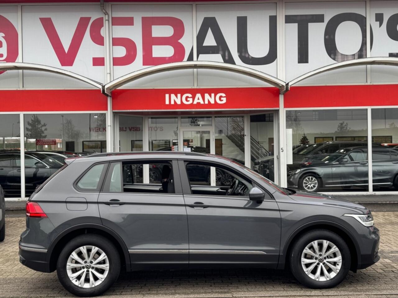 Volkswagen TIGUAN 1.5 TSI ACT. 150PK NW.MODEL LED NAVI CARPLAY AIRCO LMV PDC