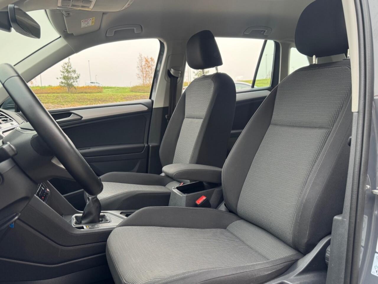 Volkswagen TIGUAN 1.5 TSI ACT. 150PK NW.MODEL LED NAVI CARPLAY AIRCO LMV PDC