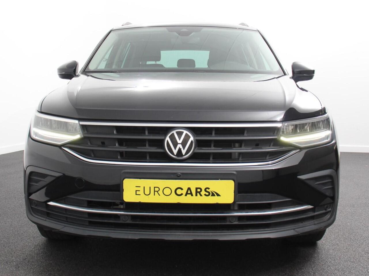 Volkswagen TIGUAN 1.4 TSI 245pk PHEV Life DSG | Navigatie | Apple Carplay/Android Auto | Parkeersensoren | Adaptive Cruise Control | Elektrische achterklep | Virtual Cockpit | Climate Control | Keyless Entry