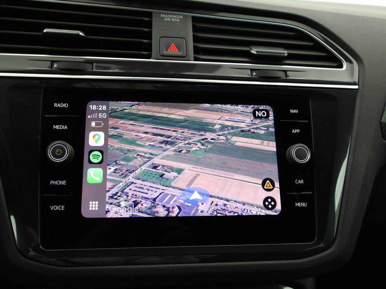 Volkswagen TIGUAN 1.4 TSI 245 PK EHYBRID 2X R-LINE + DIGITALE COCKPIT | 19 INCH | ADAPTIVE CRUISE | SFEERVERLICHTING