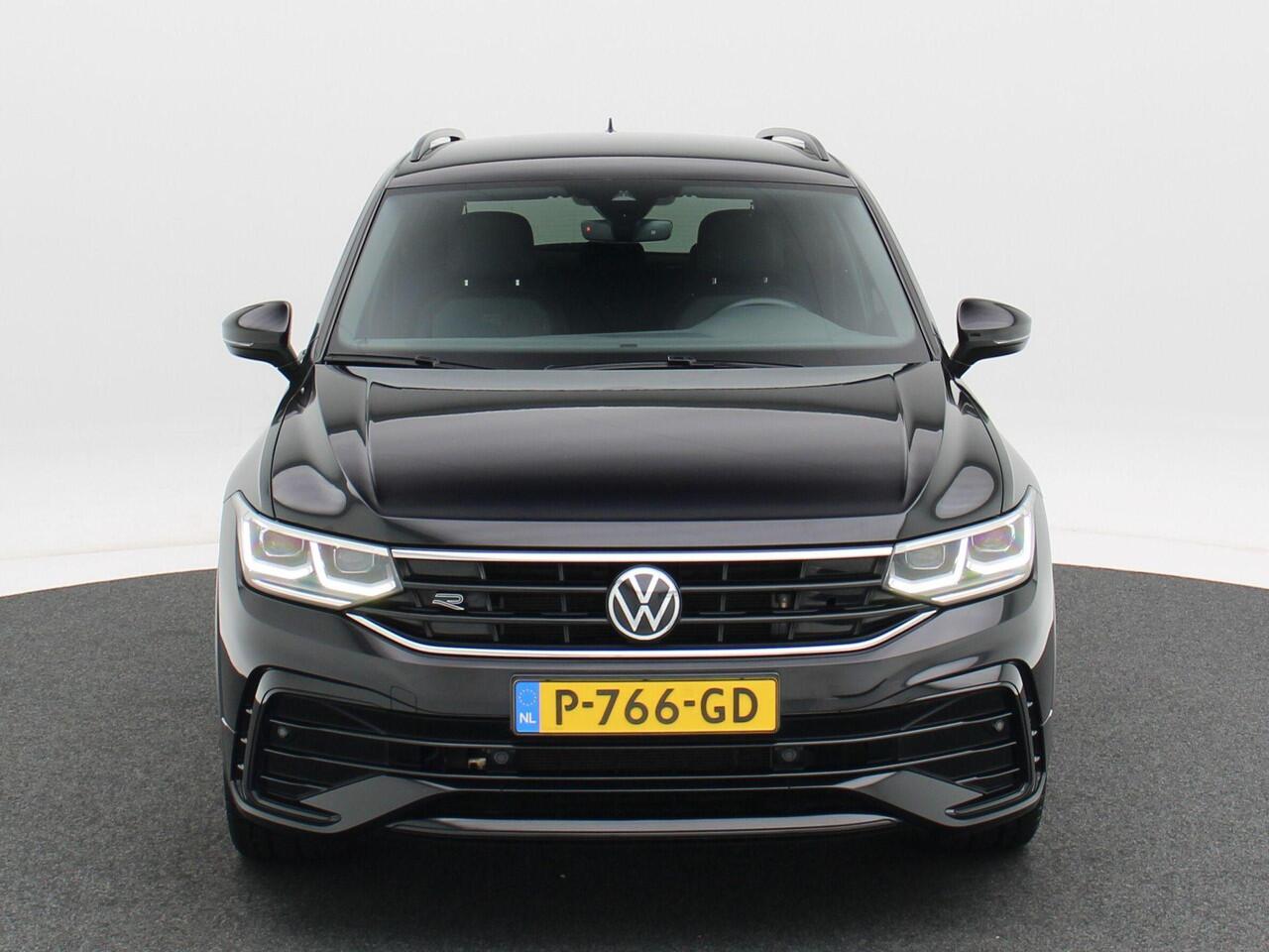 Volkswagen TIGUAN 1.4 TSi 245 Pk Automaat eHybrid R-Line Business+ | Black Style | Matrix LED | Elektrische Achterklep | Camera | Adaptive Cruise | Sensoren | 20 Inch