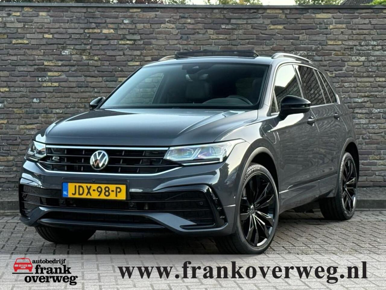 Volkswagen TIGUAN 1.4 TSI eHybrid R-LINE Black Style Panodak Trekhaak Leer 360 Camera