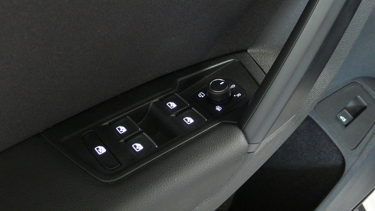 Volkswagen TIGUAN 1.5 TSI Life | 1 jr BOVAG garantie | Ergo seats | Trekhaak | 1e eigenaar