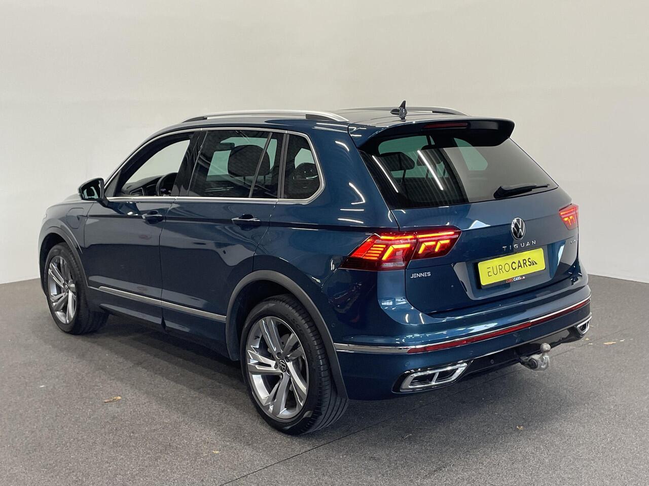 Volkswagen TIGUAN 1.4 TSI eHybrid 245pk DSG R-Line Platinum Panoramadak Trekhaak Navigatie Apple Carplay/Android Auto Camera Parkeersensoren Adaptive Cruise Control Matrix Ledverlichting Stoel- en stuurverwarming Climate Control