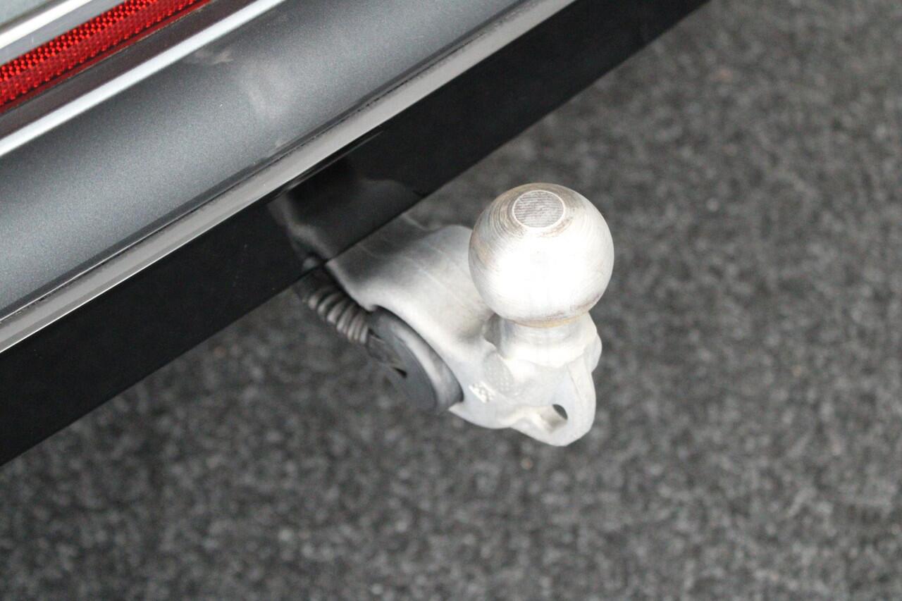 Volkswagen TIGUAN Allspace 1.5 TSI 150pk DSG R-Line Business+ 7Pers. Trekhaak Camera harman/kardon Head-Up Panoramadak