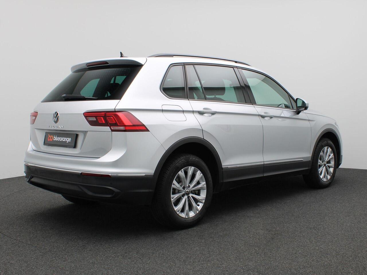 Volkswagen TIGUAN 1.4 TSI eHybrid Life 245PK DSG SOH 90%, PDC Voor en Achter, Navi via Apple Carplay/Android Auto, Side Assist, Digital Cockpit, Adaptieve Cruise Controle
