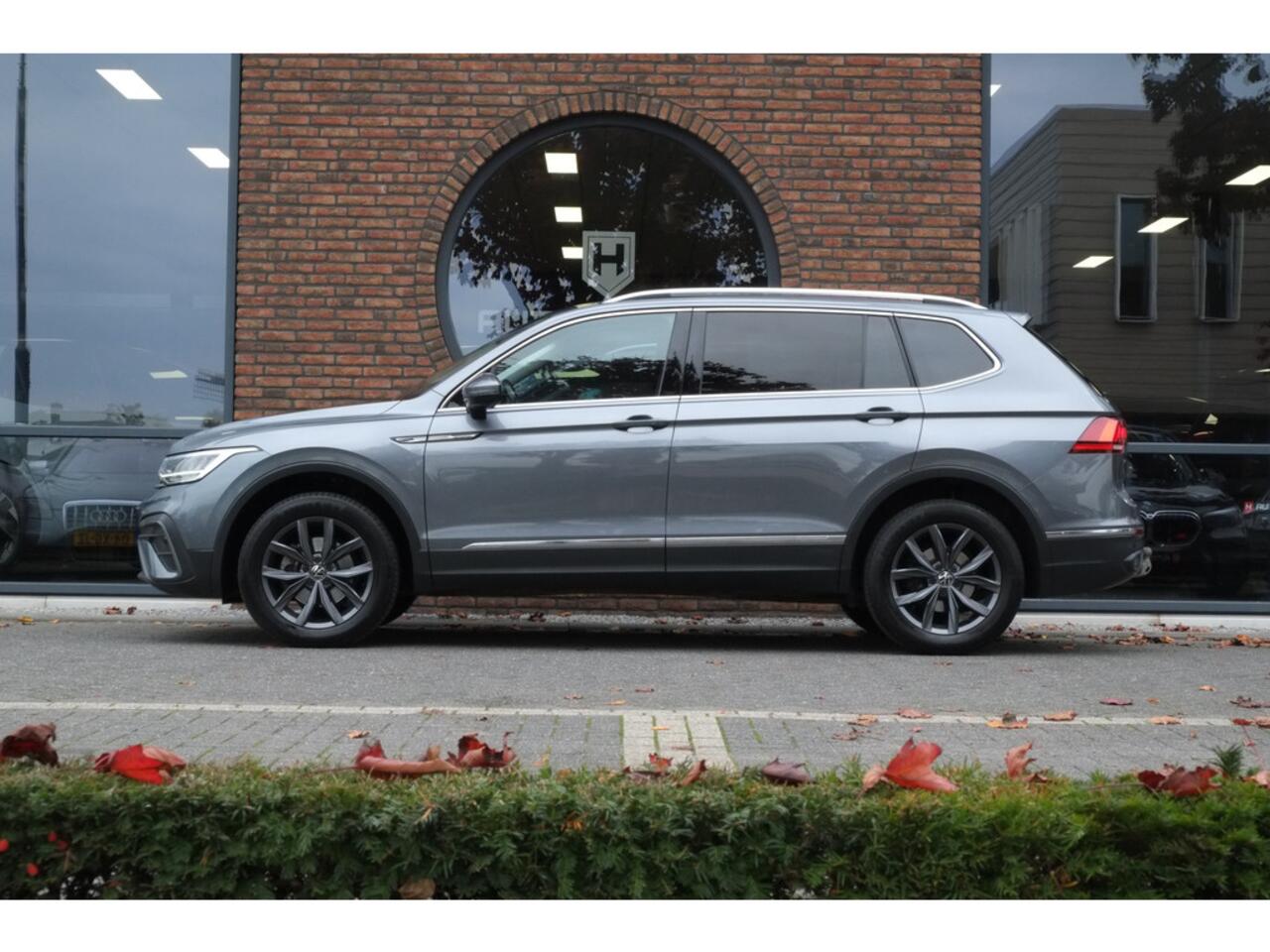 Volkswagen TIGUAN Allspace 2.0 TDI Highline 7p. Trekhaak, Achteruitrijcamera, ACC